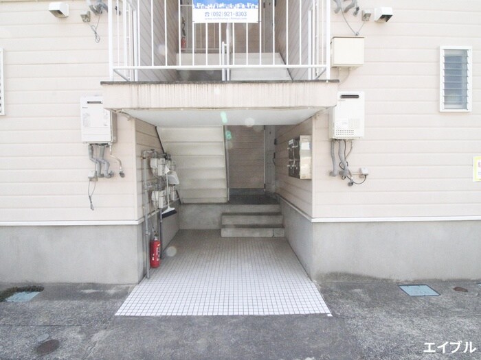 サンライフ白水の物件外観写真