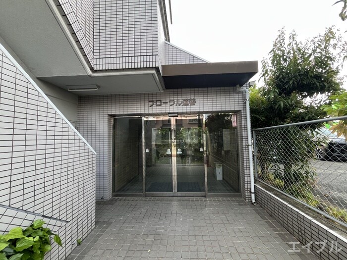 フローラル道善の物件外観写真