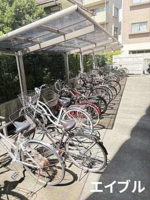 サンジュエル鴨池の物件外観写真