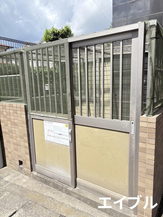 サンジュエル鴨池の物件外観写真