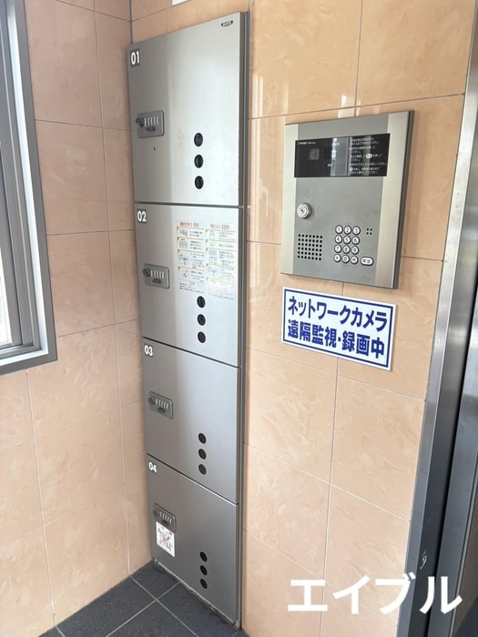 サンジュエル鴨池の物件外観写真