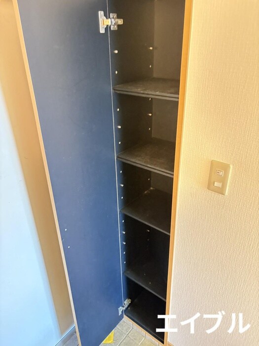 サンジュエル鴨池の物件内観写真