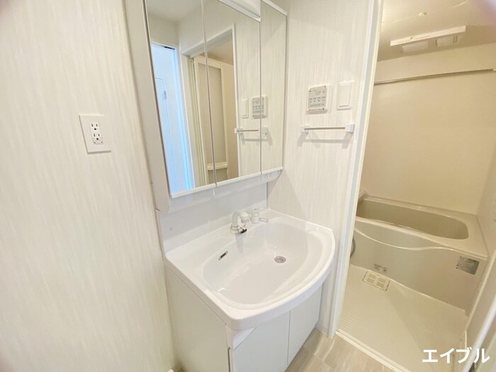 ＬＩＦＥＦＩＥＬＤ諸岡の物件内観写真