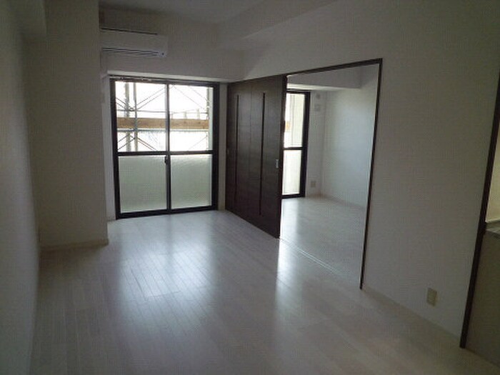 THE SQUARE・Suite Residenceの物件内観写真