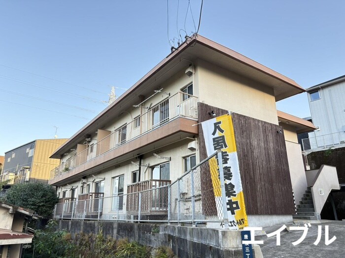 唐湊ハイツの物件外観写真