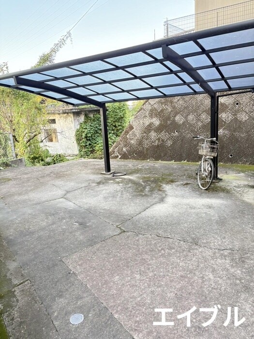 唐湊ハイツの物件外観写真