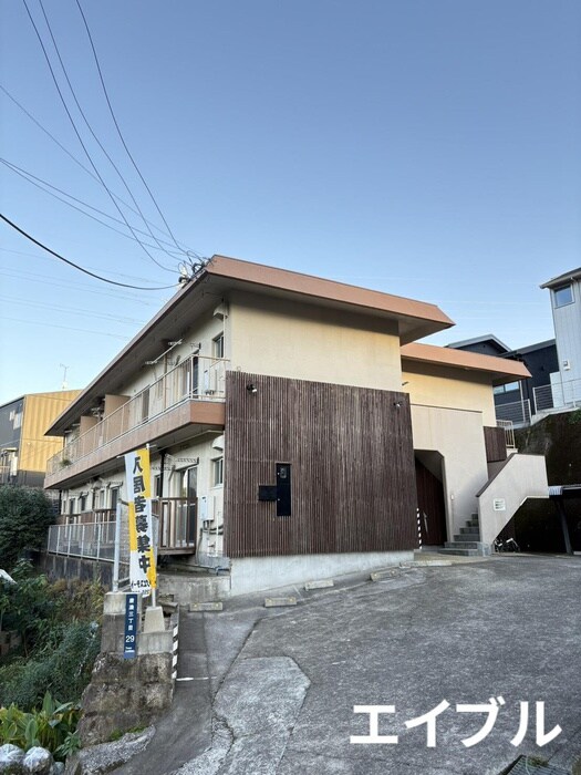 唐湊ハイツの物件外観写真