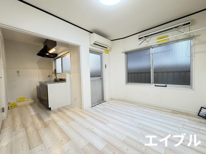 唐湊ハイツの物件内観写真