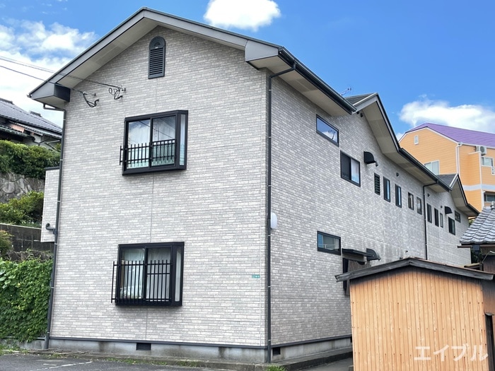 内田コーポの物件外観写真