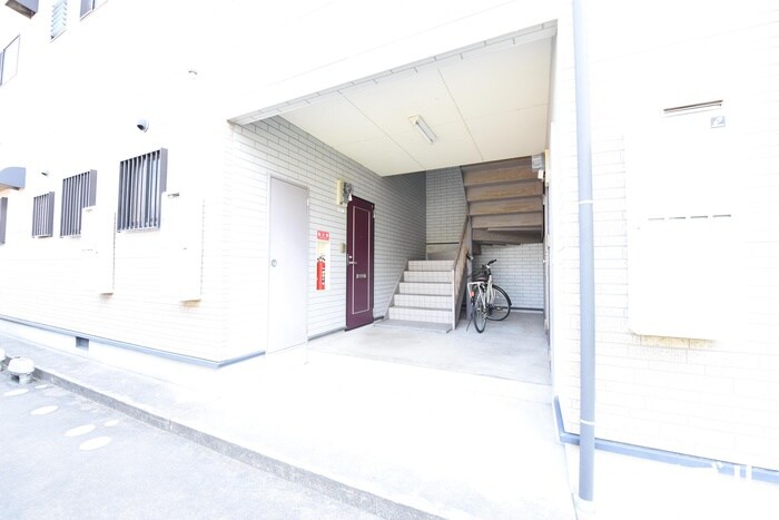 内田コーポの物件外観写真