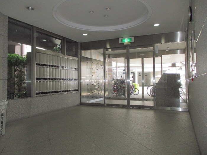 平尾弐番街ビルの物件外観写真