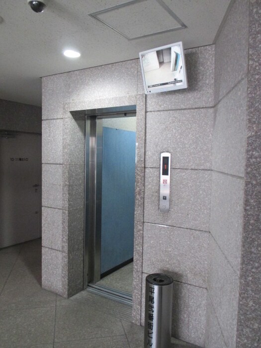 平尾弐番街ビルの物件外観写真