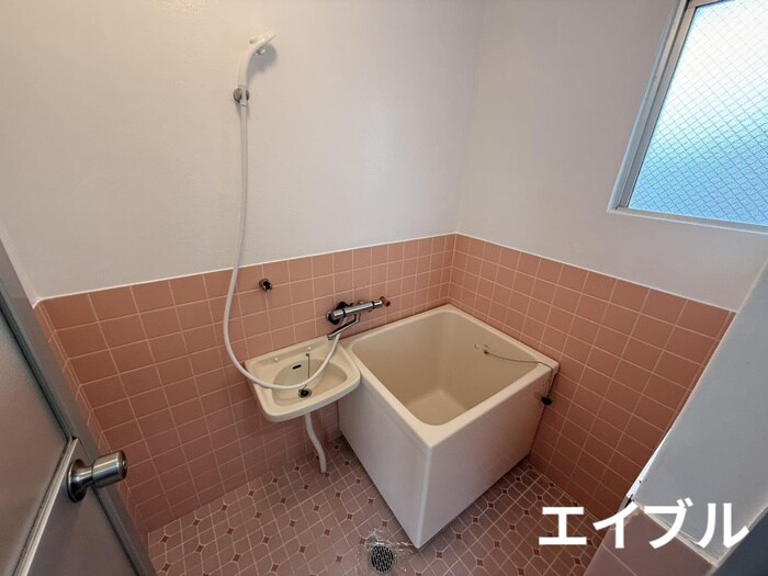 パレスビルの物件内観写真