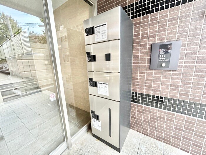 ＥＲＩＯＳ ＣＯＵＲＴ折尾の物件外観写真