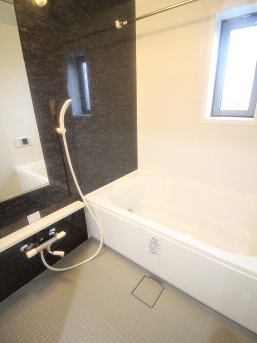 エルグランドパティオ弐番館の物件内観写真