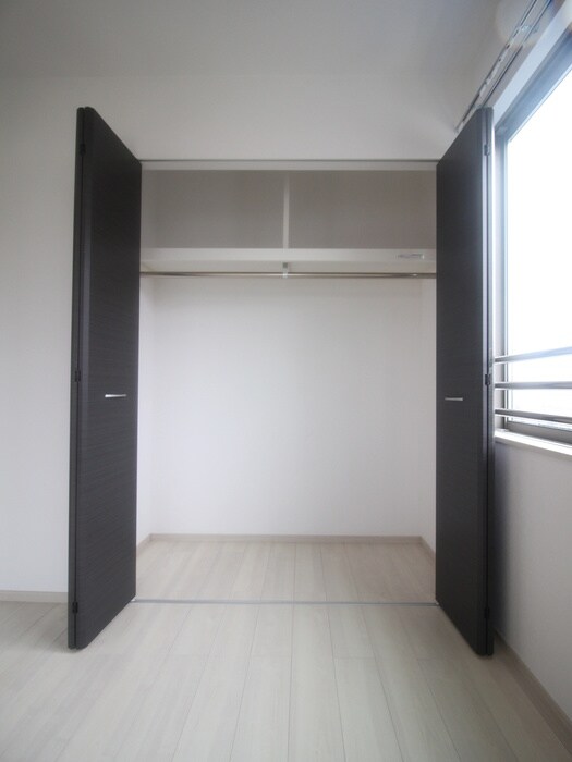 エルグランドパティオ弐番館の物件内観写真