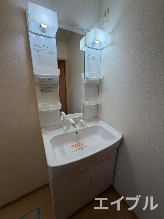 ルナハイツ霧島の物件内観写真