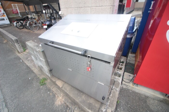 タウンハウス松香台の物件外観写真