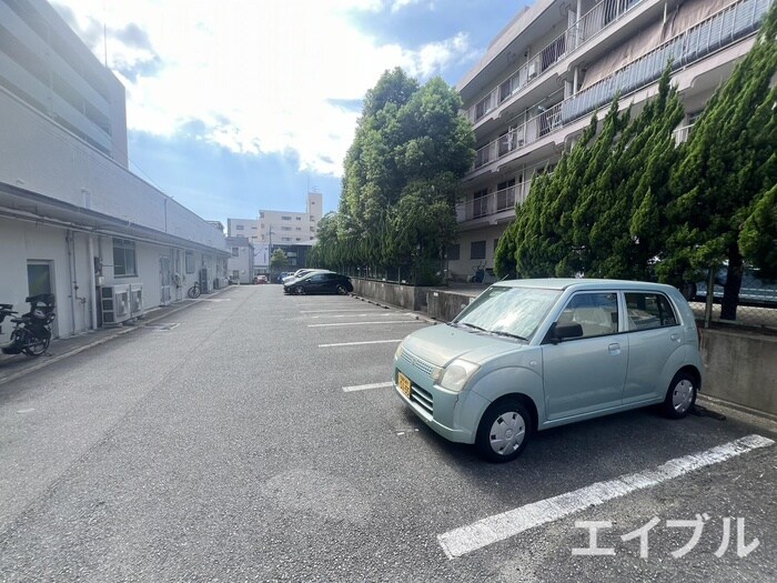 長丘不動産第１ビルの物件外観写真