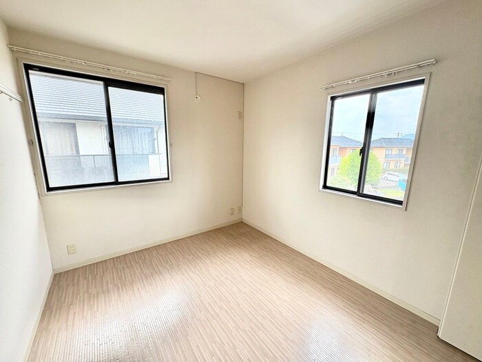 オー・ボアパティールⅡ　B棟の物件内観写真