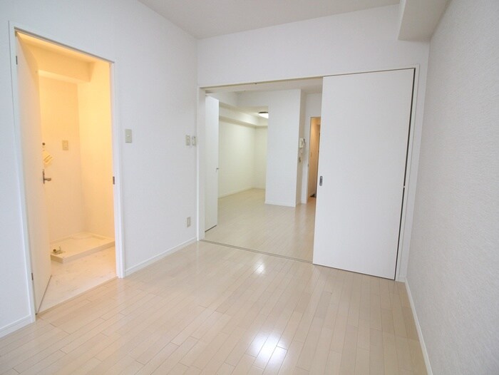 レジディア薬院大通の物件内観写真