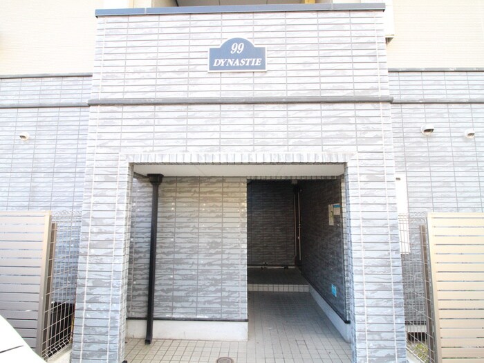 ディナスティⅥの物件外観写真