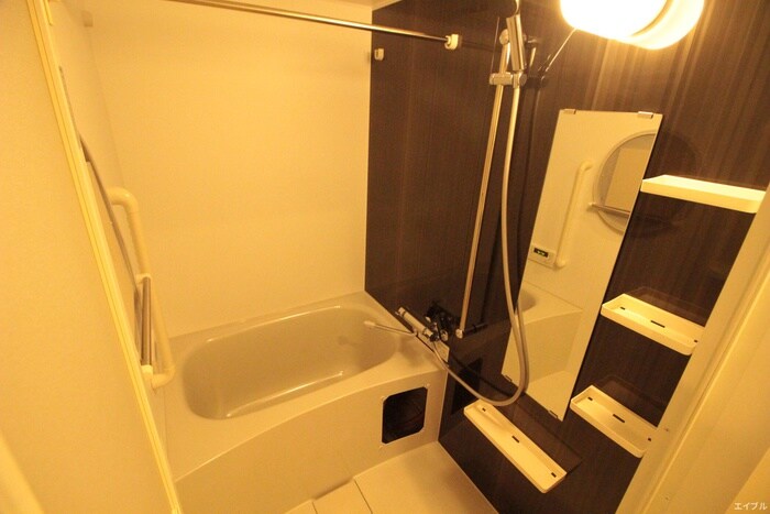 ｸﾞﾗﾝﾌｫｰﾚ千早ﾌﾟﾚﾐｱ(1515)の物件内観写真