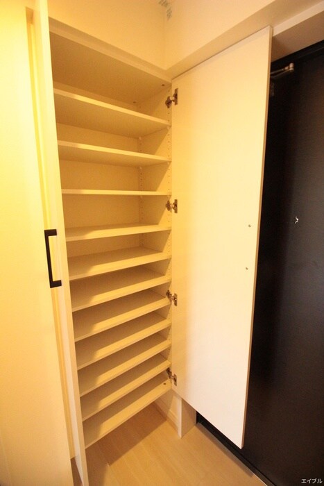 ｸﾞﾗﾝﾌｫｰﾚ千早ﾌﾟﾚﾐｱ(1402)の物件内観写真