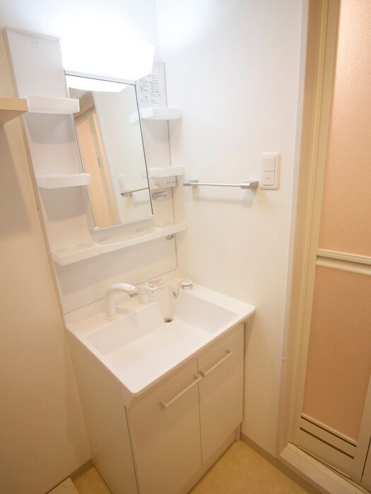 MODERN PALAZZO 大濠スクエアの物件内観写真