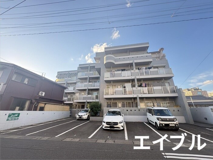 アンシャンテ・パリⅡの物件外観写真