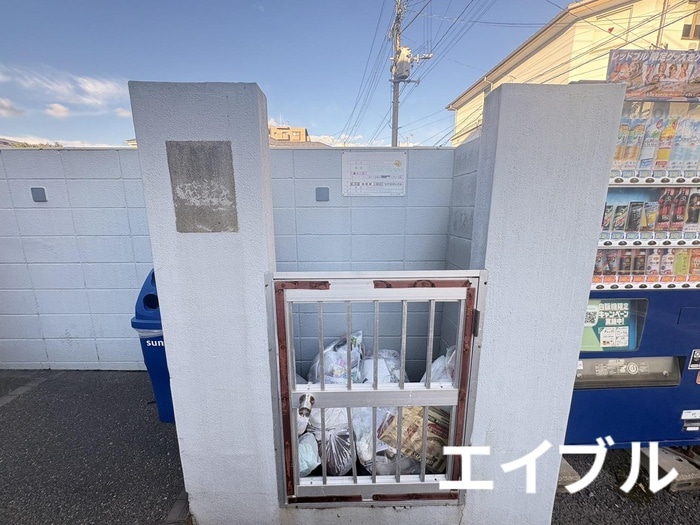 アンシャンテ・パリⅡの物件外観写真