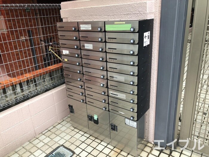 ルエメゾンロワール白木原の物件外観写真