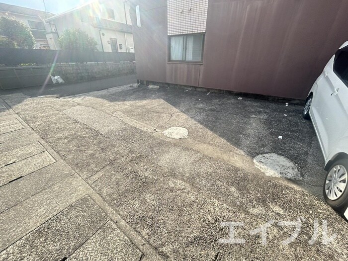 サザンロッジの物件外観写真