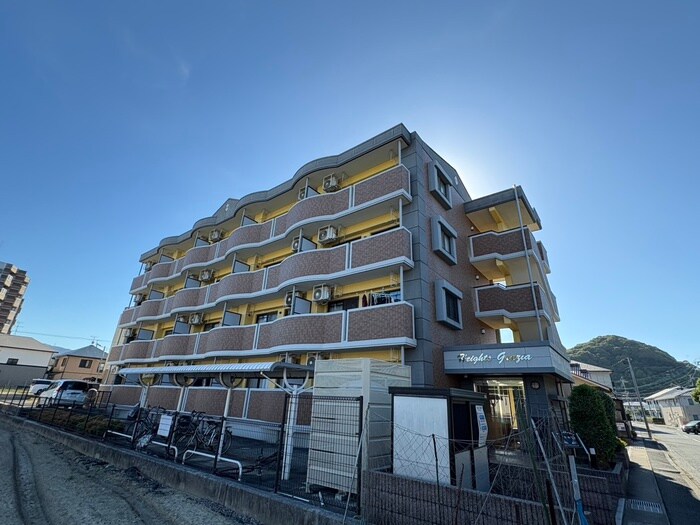 ハイツ グラッツィアの物件外観写真