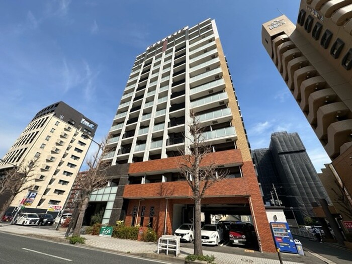 ギャラクシーヴィーラブライトの物件外観写真