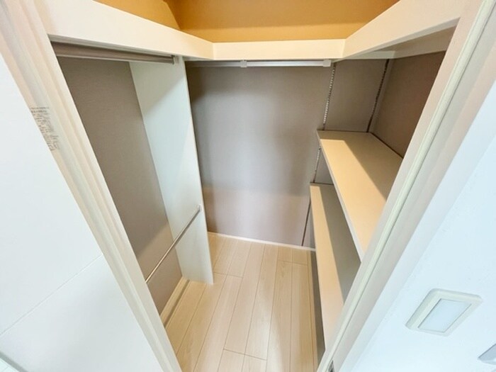 ギャラクシーヴィーラブライトの物件内観写真