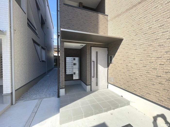 ドラゴンフィールド鳥栖の物件外観写真