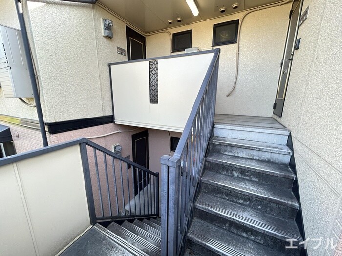 セジュ－ル・パルクＢ棟の物件外観写真