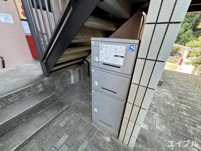 セジュ－ル・パルクＢ棟の物件外観写真