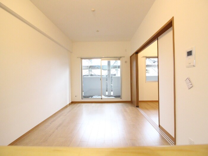 アースコートＹ‘ｓシティ東神原の物件内観写真