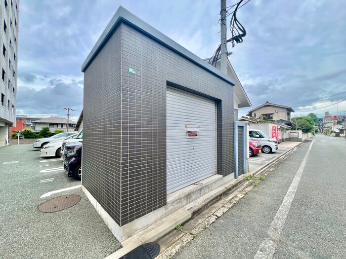 アースコートＹ‘ｓシティ東神原の物件外観写真