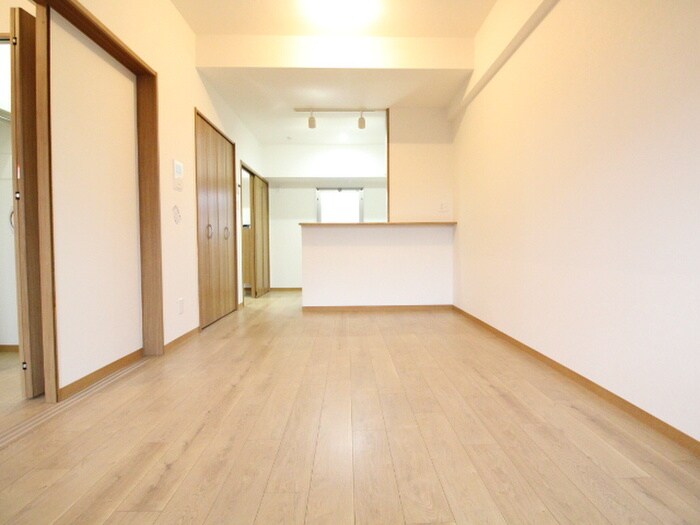 アースコートＹ‘ｓシティ東神原の物件内観写真