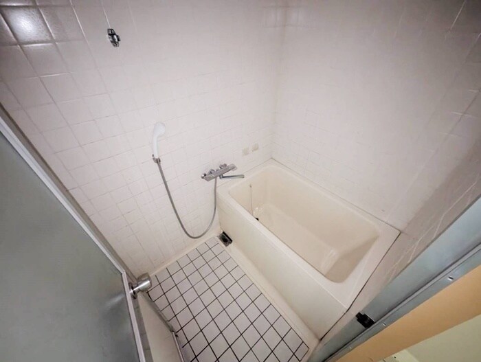 グランドハイツ湯川の物件内観写真