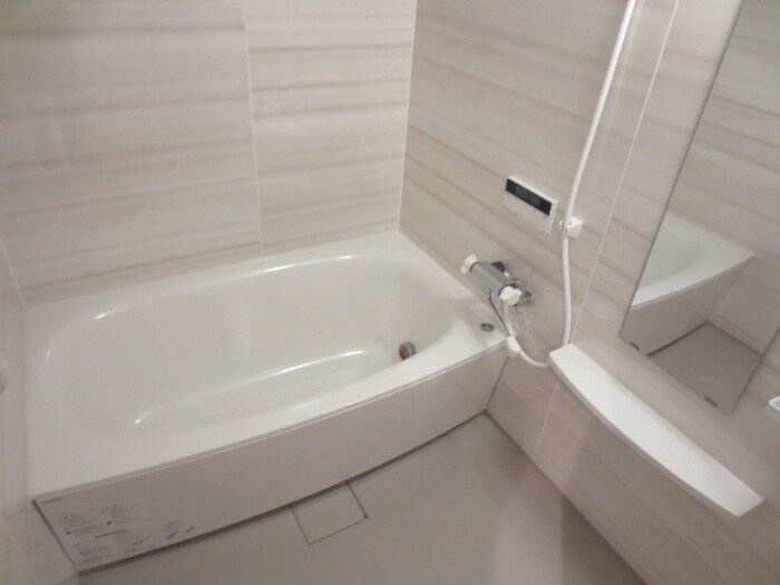 Lake Laliqueの物件内観写真