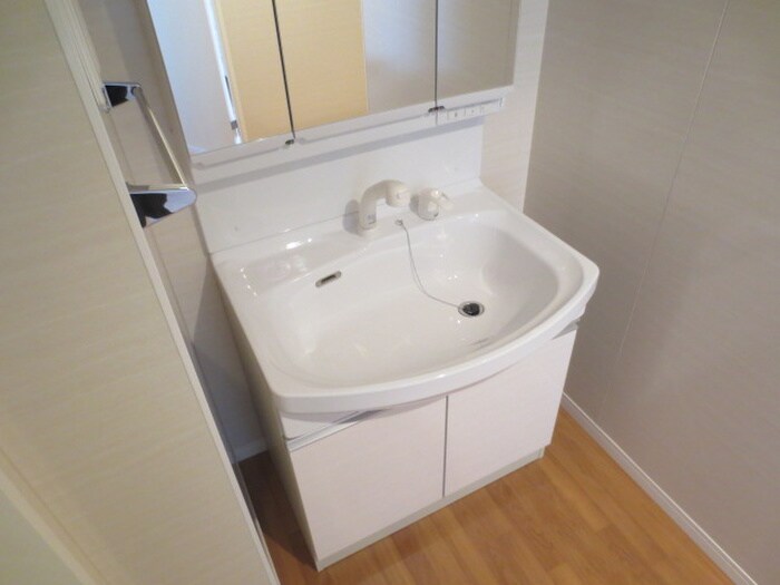 Lake Laliqueの物件内観写真