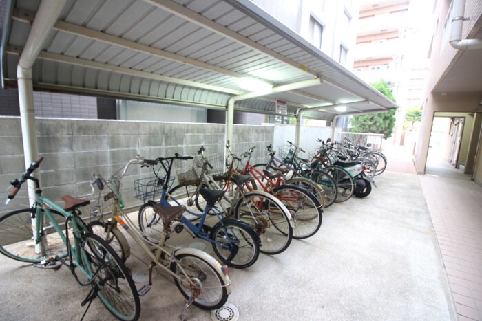 三愛室見マンションの物件外観写真