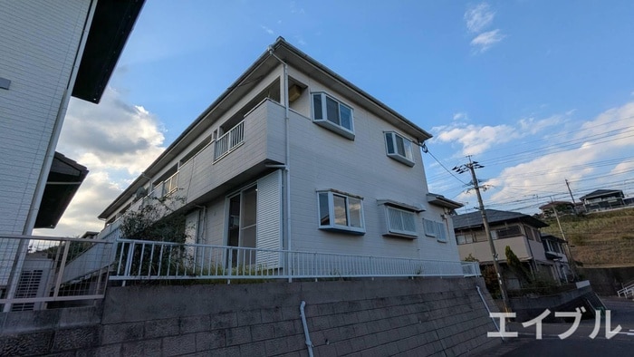 カーサミキの物件外観写真