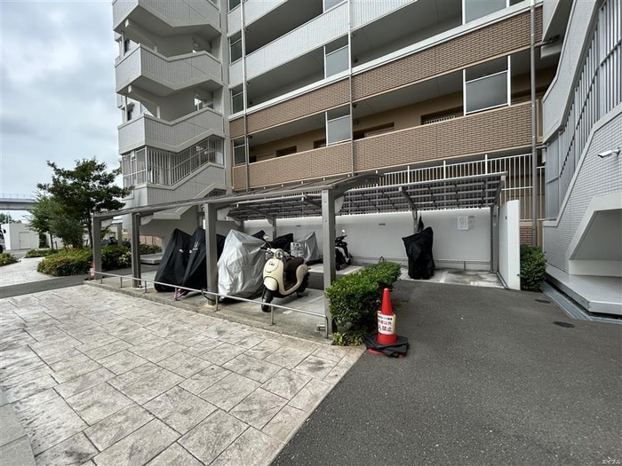 ﾓﾝﾄｰﾚ香椎浜ｻｰﾌﾀﾜｰｲｰｽﾄｳｲﾝｸﾞの物件外観写真