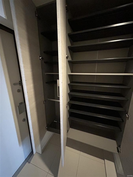 ﾓﾝﾄｰﾚ香椎浜ｻｰﾌﾀﾜｰｲｰｽﾄｳｲﾝｸﾞの物件内観写真