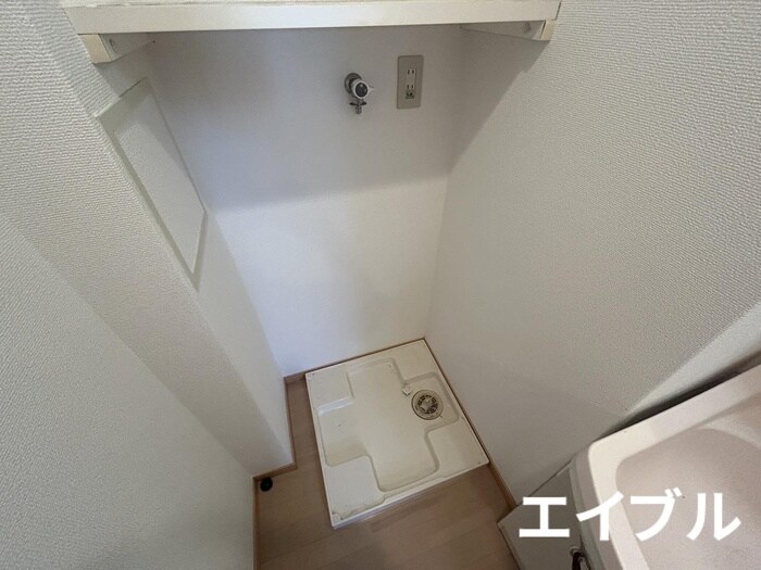 リバ－ディル・コ－トの物件内観写真